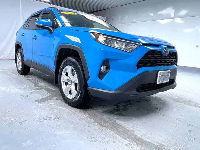 2019 Toyota RAV4 XLE AWD photo