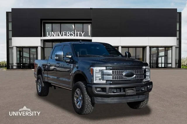2019 Ford F-250 Super Duty Platinum 4WD photo
