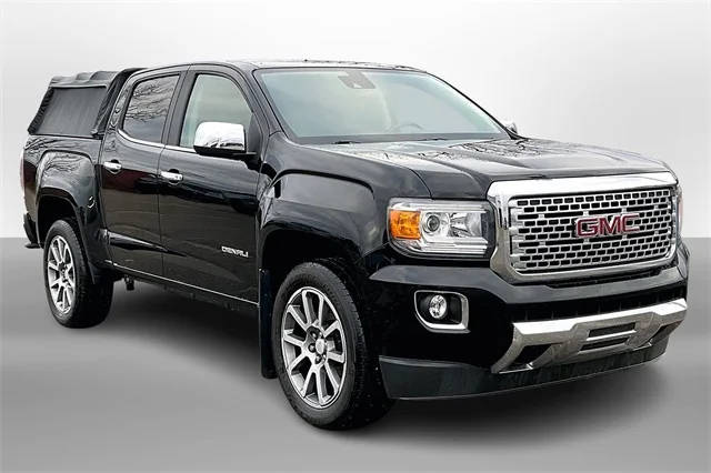 2019 GMC Canyon 4WD Denali 4WD photo