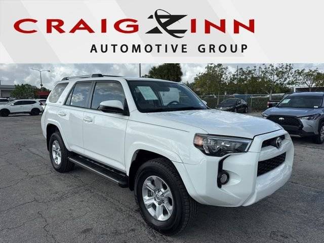 2019 Toyota 4Runner SR5 4WD photo