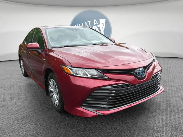 2019 Toyota Camry Hybrid LE FWD photo