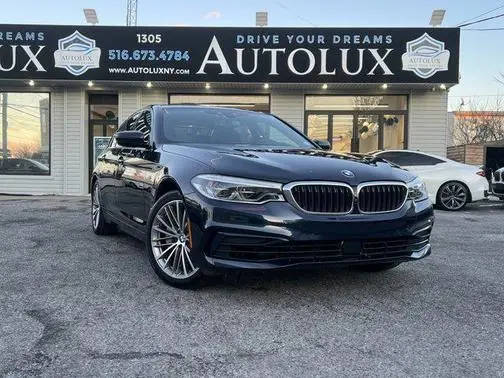 2019 BMW 5 Series 530e xDrive iPerformance AWD photo