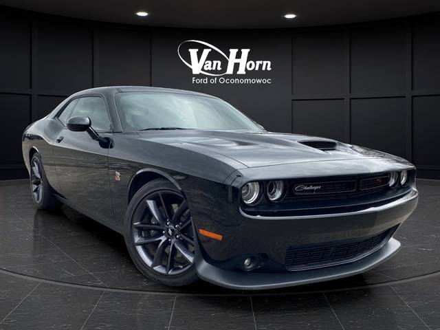 2019 Dodge Challenger R/T Scat Pack RWD photo