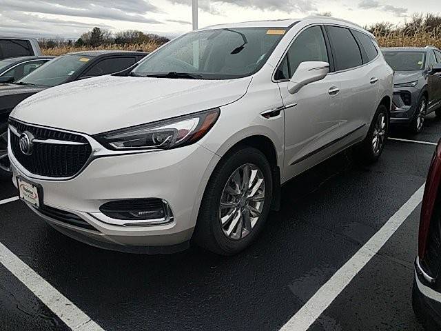 2019 Buick Enclave Essence AWD photo