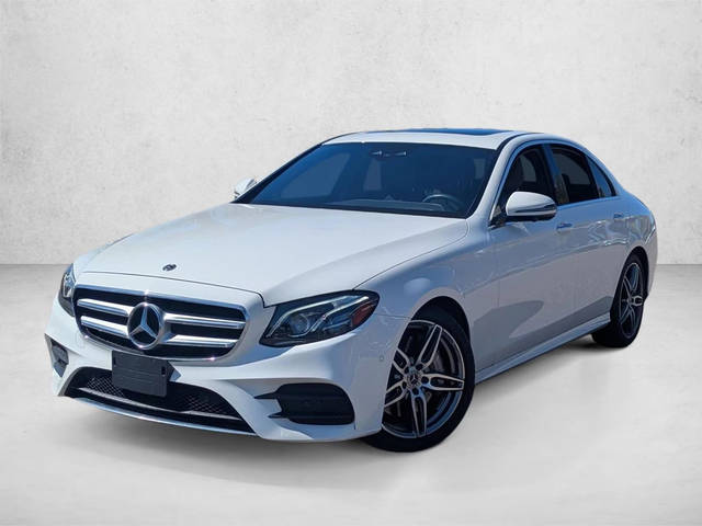 2019 Mercedes-Benz E-Class E 300 RWD photo