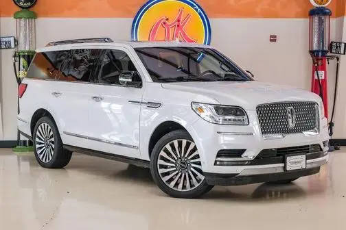 2019 Lincoln Navigator Reserve 4WD photo