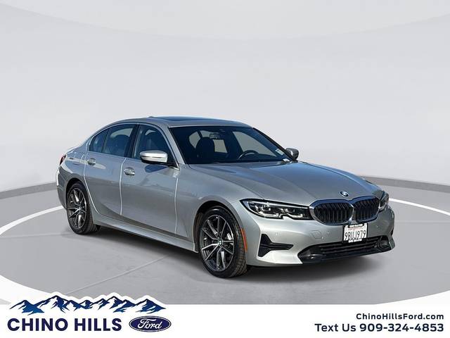 2019 BMW 3 Series 330i RWD photo
