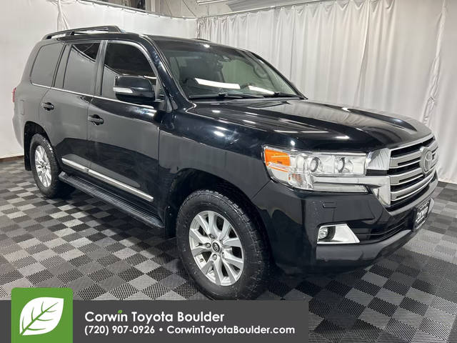 2019 Toyota Land Cruiser  4WD photo