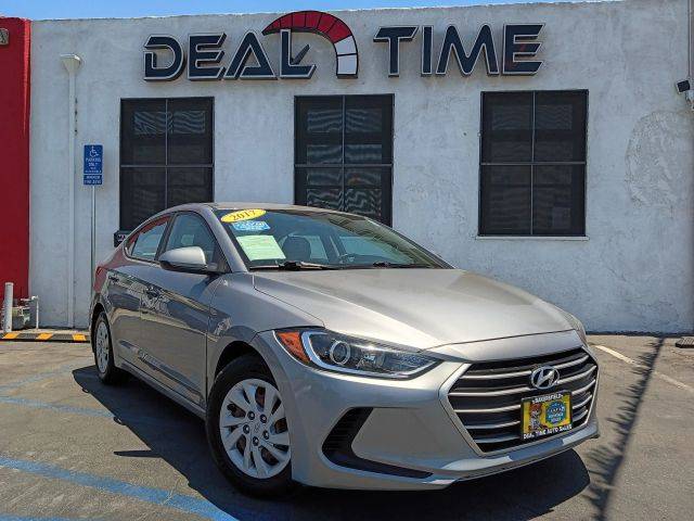 2017 Hyundai Elantra SE FWD photo