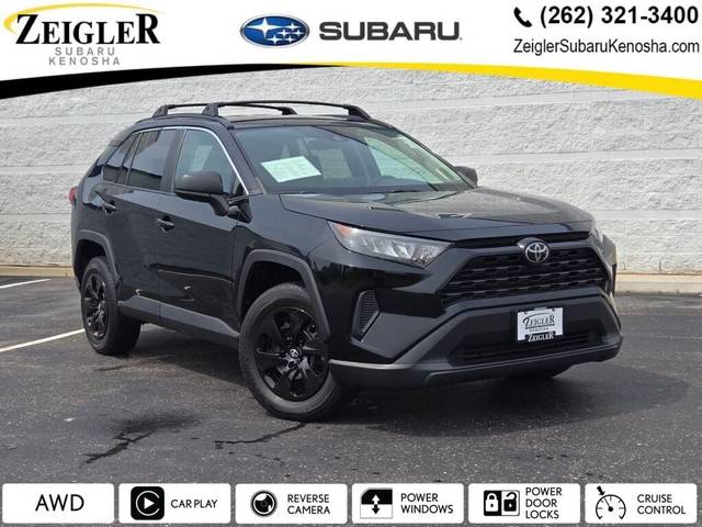 2019 Toyota RAV4 LE AWD photo