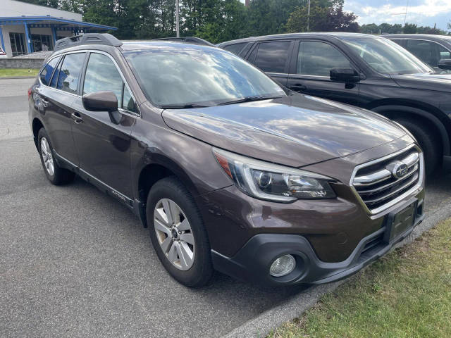 2019 Subaru Outback Premium AWD photo