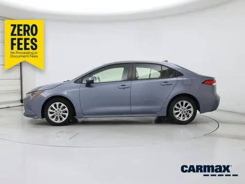 2020 Toyota Corolla LE FWD photo