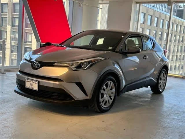 2019 Toyota C-HR LE FWD photo