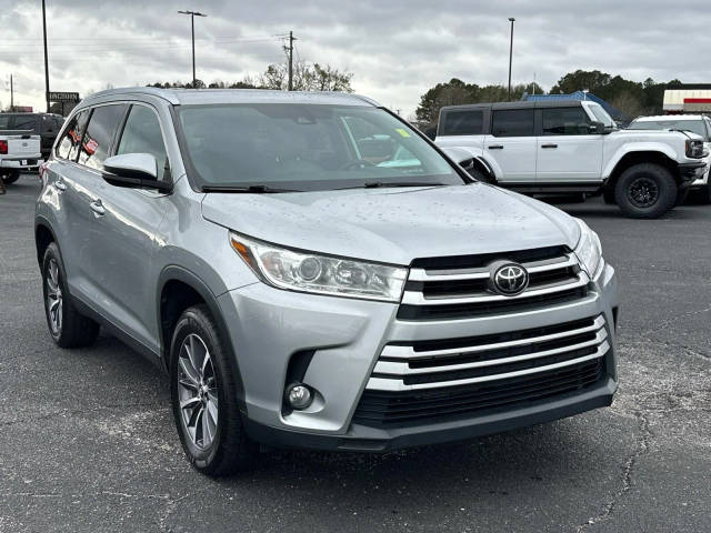 2019 Toyota Highlander XLE FWD photo