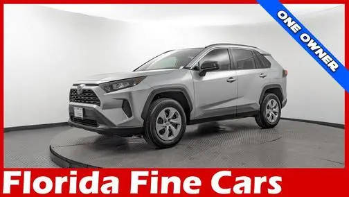 2019 Toyota RAV4 LE FWD photo