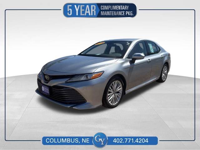 2019 Toyota Camry XLE FWD photo