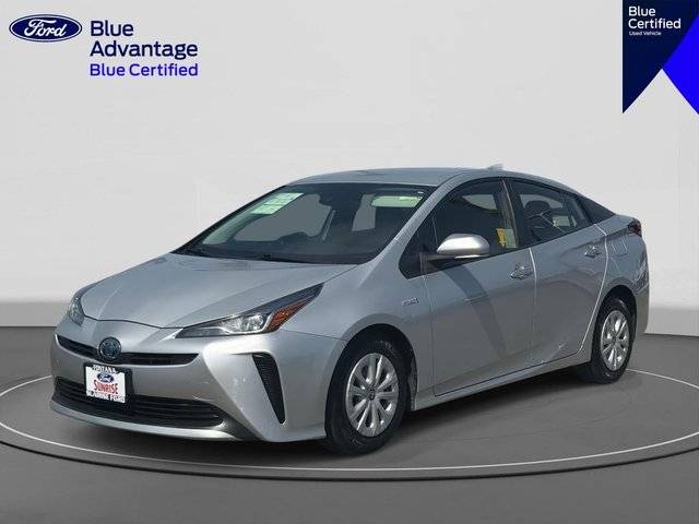 2019 Toyota Prius L Eco FWD photo