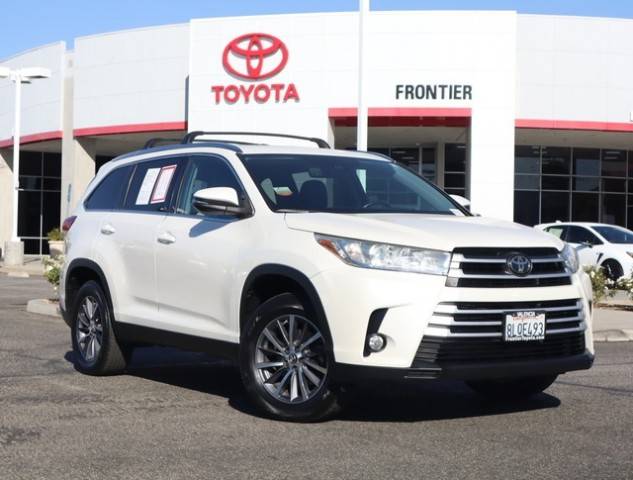 2019 Toyota Highlander XLE FWD photo