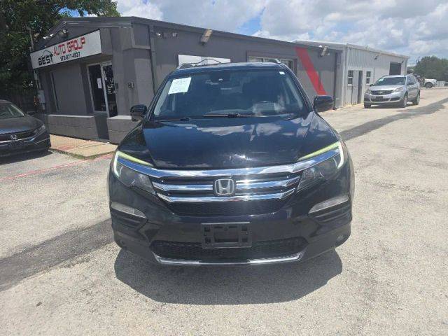 2016 Honda Pilot Touring AWD photo