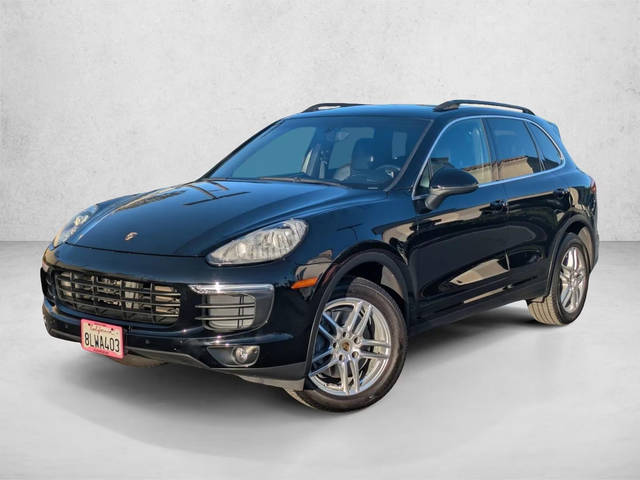 2016 Porsche Cayenne  AWD photo