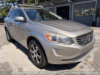 2015 Volvo XC60 T6 Platinum AWD photo