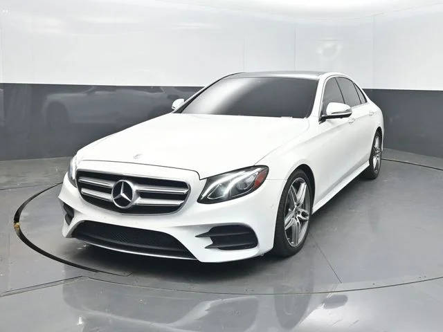 2019 Mercedes-Benz E-Class E 300 AWD photo