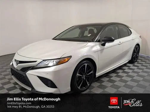 2019 Toyota Camry XSE FWD photo