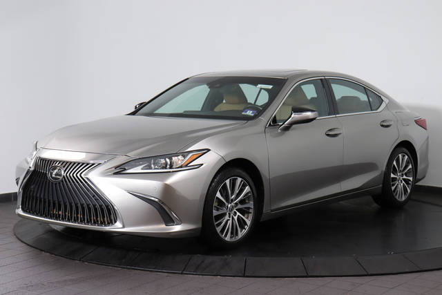 2019 Lexus ES ES 350 FWD photo