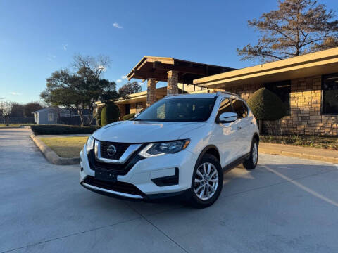 2019 Nissan Rogue SV FWD photo