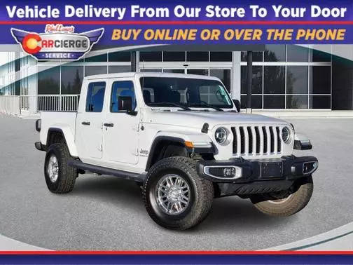 2020 Jeep Gladiator Overland 4WD photo