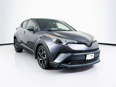 2019 Toyota C-HR XLE FWD photo