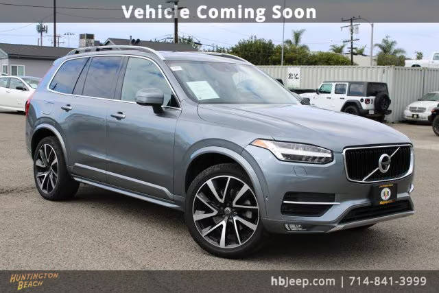 2019 Volvo XC90 Momentum AWD photo