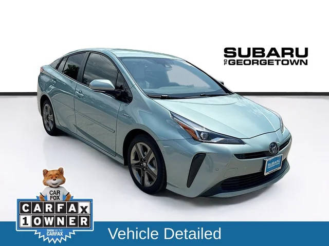 2019 Toyota Prius XLE FWD photo