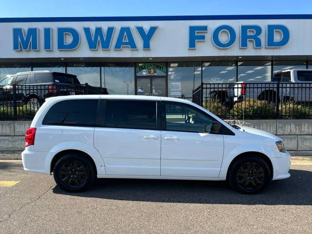 2016 Dodge Grand Caravan SE FWD photo