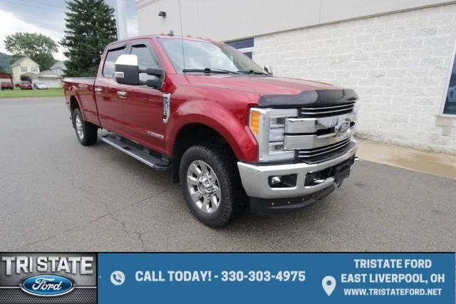 2019 Ford F-350 Super Duty LARIAT 4WD photo