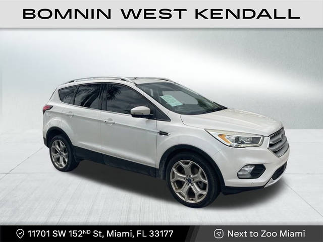 2019 Ford Escape Titanium FWD photo