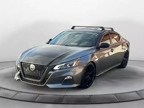 2019 Nissan Altima 2.5 SR FWD photo