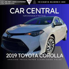 2019 Toyota Corolla LE FWD photo