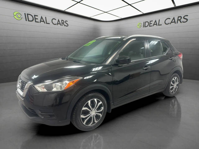 2019 Nissan Kicks S FWD photo