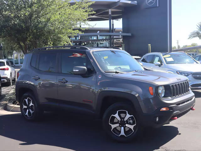 2019 Jeep Renegade Trailhawk 4WD photo