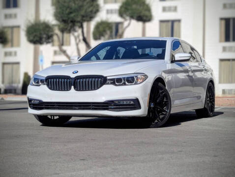 2019 BMW 5 Series 530e iPerformance RWD photo
