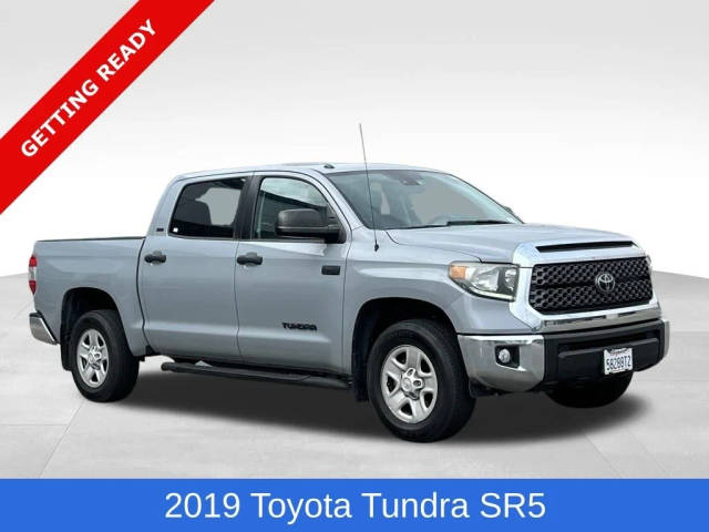 2019 Toyota Tundra SR5 4WD photo