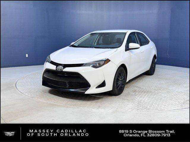 2018 Toyota Corolla LE FWD photo