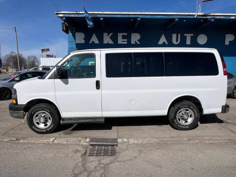 2018 Chevrolet Express LT RWD photo