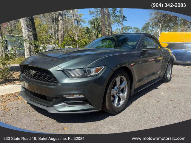 2016 Ford Mustang V6 RWD photo