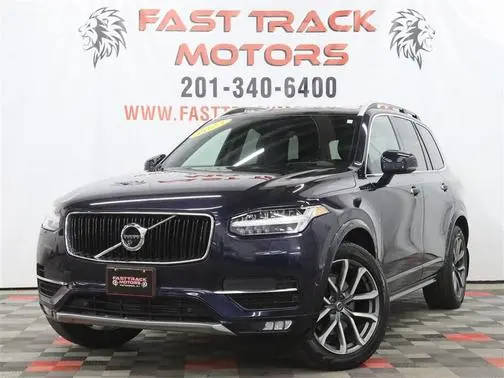2019 Volvo XC90 Momentum AWD photo