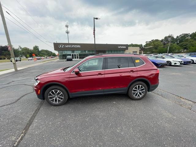 2019 Volkswagen Tiguan SE AWD photo