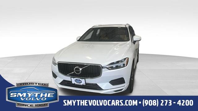 2019 Volvo XC60 Momentum AWD photo