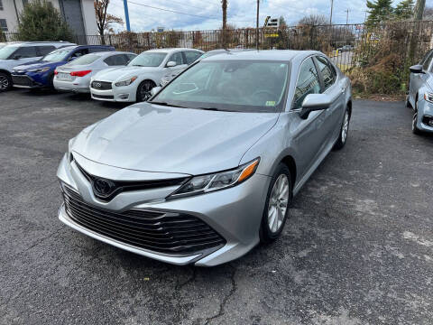 2019 Toyota Camry LE FWD photo