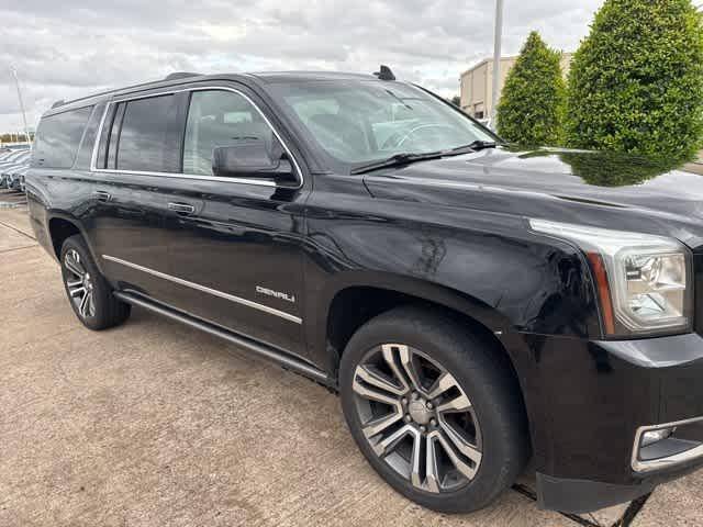 2019 GMC Yukon XL Denali RWD photo